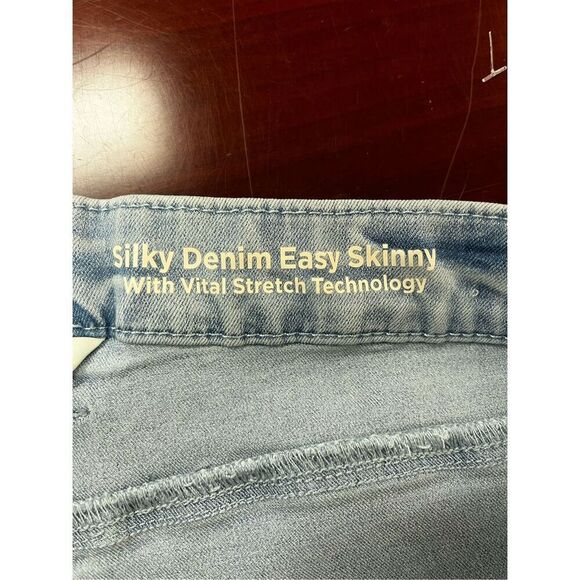 Laurie Felt Silky Denim Easy Skinny Jeans sz 1XP NWT - Picture 10 of 12